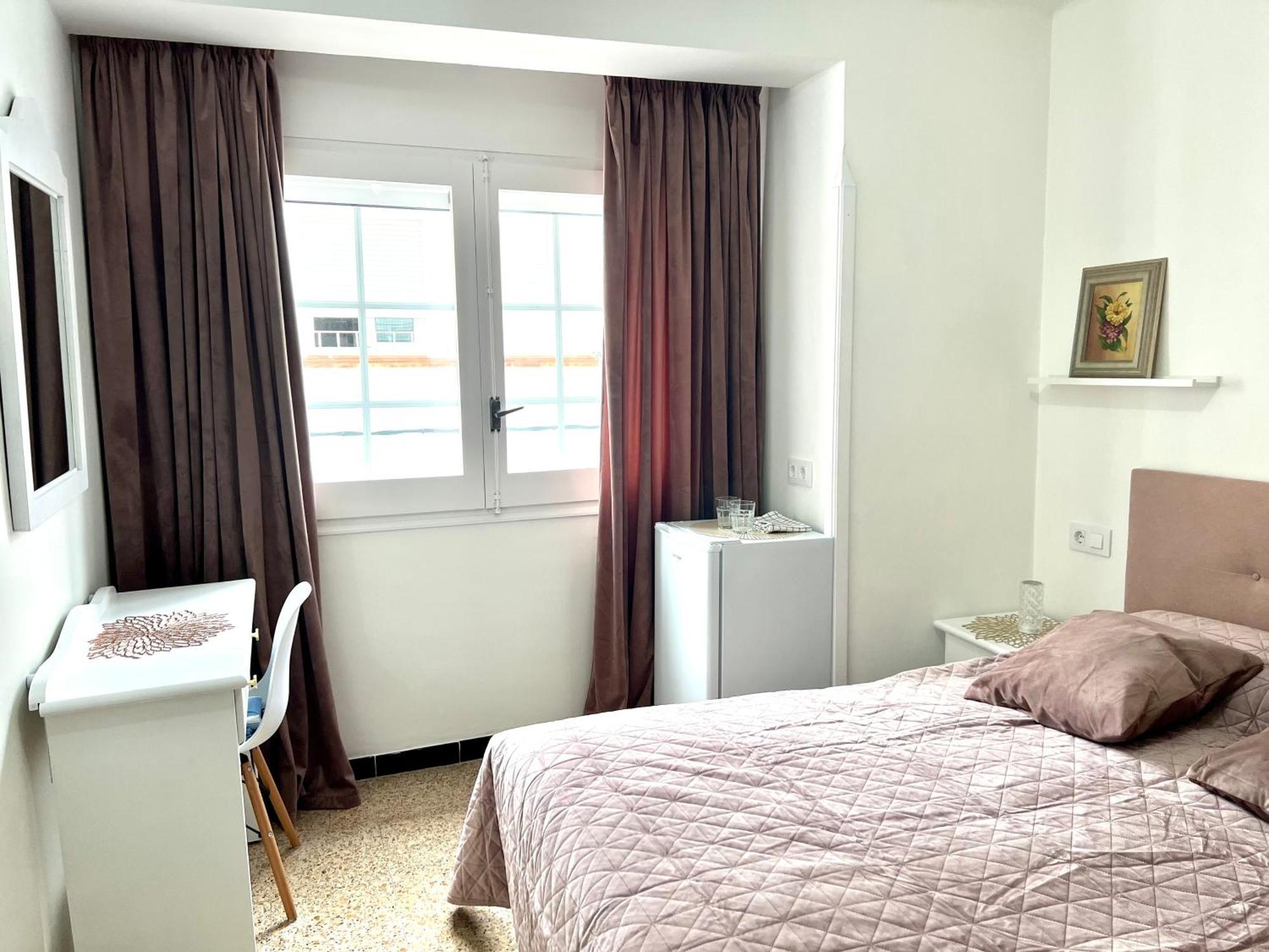 Escondite Central Con Terraza Compartida En La Azotea 罗萨斯 外观 照片